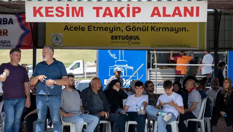 Ankara Kurban Pazarlarında Yoğunluk Başladı: Alıcı ve Satıcılar Bir Araya Geliyor