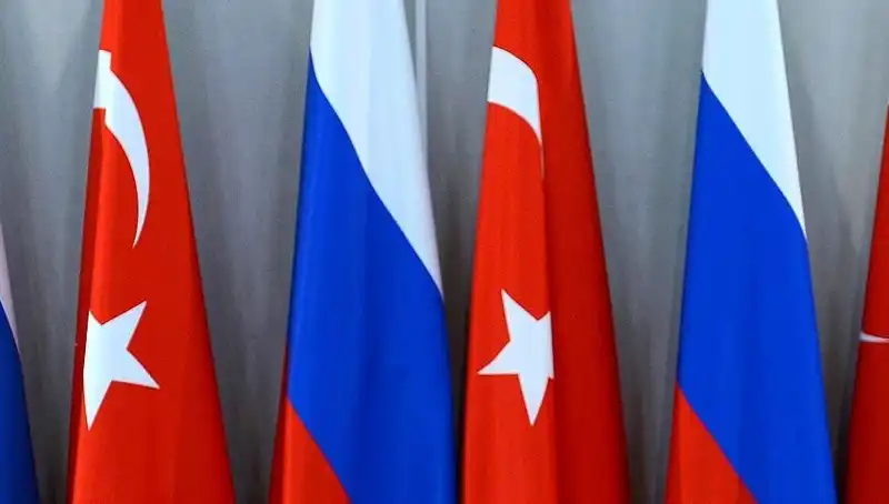 Rusya ve Türkiye Arasındaki Diplomatik İlişkilerde 105 Yıl: Bir Denge Örneği