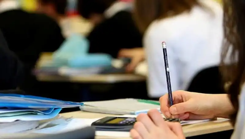 2024 Üniversite Kontenjanlarında Dikkat Çeken Düşüş: Nedenleri ve Sonuçları