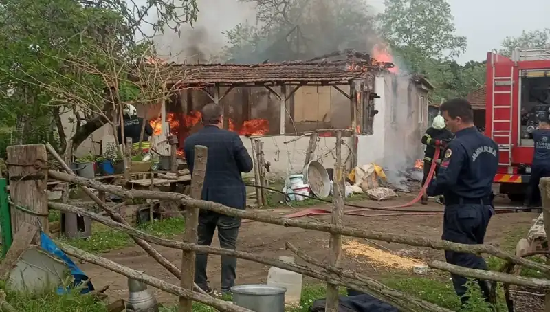 Elektrik Kontağından Yangın: Paniğe Neden Olan Olay Detayları
