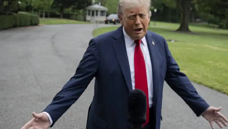 Trump'tan Savaş Mesajı: "Ülkelerin Bazen Yeterince Savaşması Gerekebiliyor"