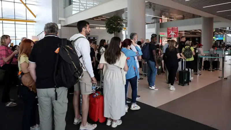 İstanbul Havalimanı’nda Bayram Yoğunluğu: 1.642 Uçuş Gerçekleştirilecek