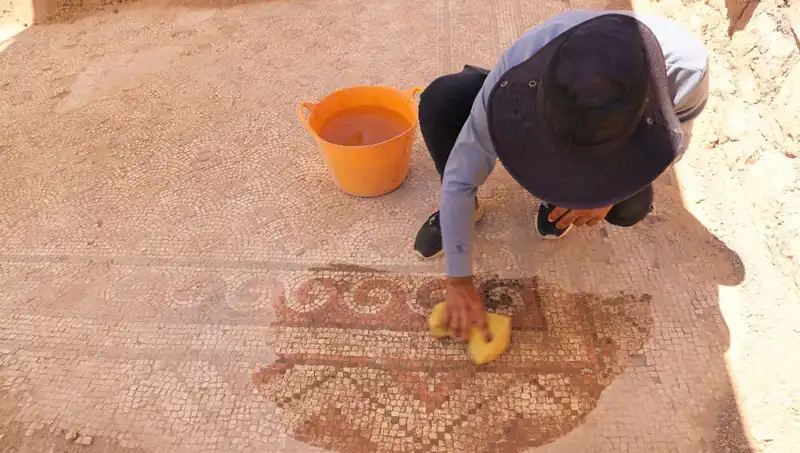Mardin'de 1500 Yıllık Mozaik Keşfi: Tarih Halka Açılıyor