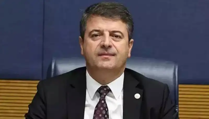 Adıyaman Belediye Başkanı Abdurrahman Tutdere Görevine Yeniden Dönüyor!