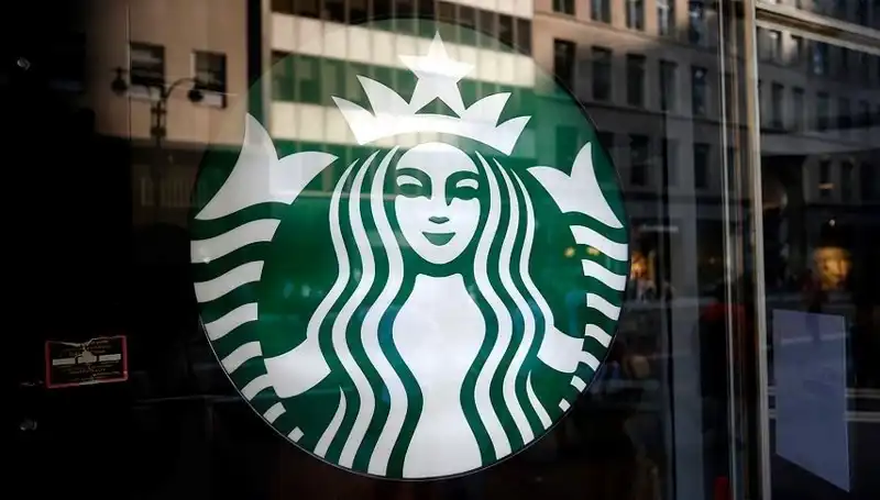 Starbucks Küresel Satışlarında Beklenmeyen Düşüş: Nedenleri ve Etkileri
