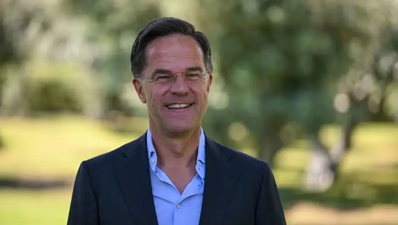 Rutte’den Eurofighter Açıklaması: Müttefiklere Kısıtlama Getirmemeyi Tavsiye Ediyor