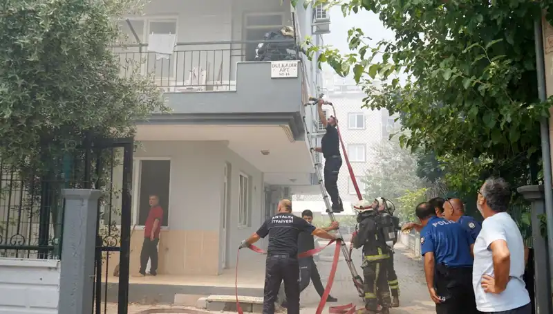 Tartışma Sonrası Daireyi Ateşe Veren Arkadaşın Şaşırtan Eylemi!