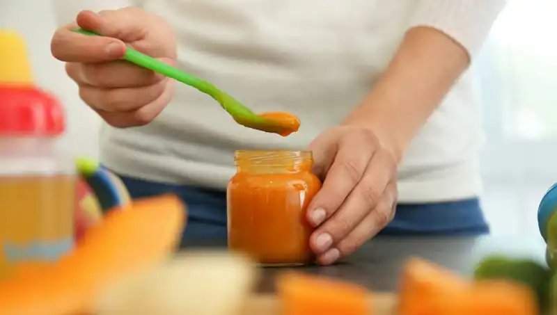1 Hafta Sadece Bebek Mamasıyla Geçiren Genç Kızın Şok Edici Değişimi