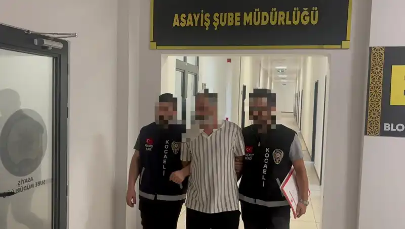 Kocaeli'nde Aile Vahşeti: İki Ferdi Hayatını Kaybetti, Gözaltılar Var!