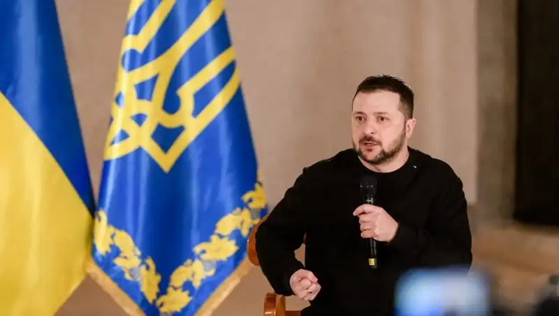 Zelenski, Kiev'i Bombalayan Moskova'ya Barış Mesajı Gönderdi!