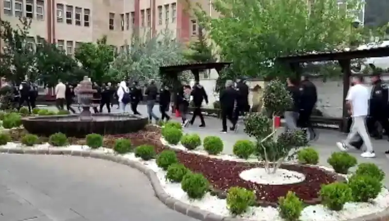200 Milyon Liralık Vurguna Şok Operasyon: 16 Gözaltı!