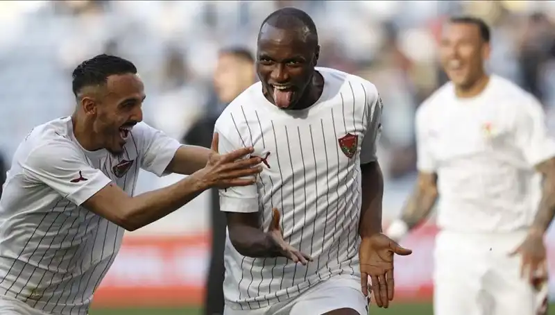 Süper Lig'de 36. Hafta Heyecanı Bugün Başlıyor: Takımlar ve Beklentiler