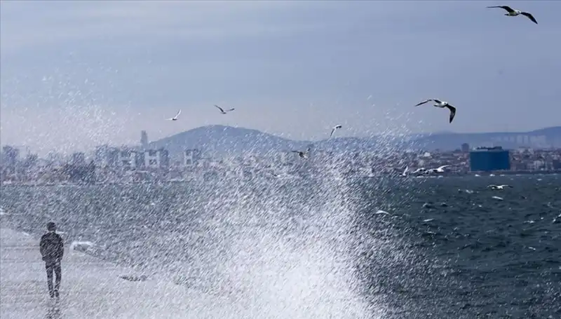 Marmara ve Ege’de Kuvvetli Rüzgar Tehlikesi: Dikkat Edin!