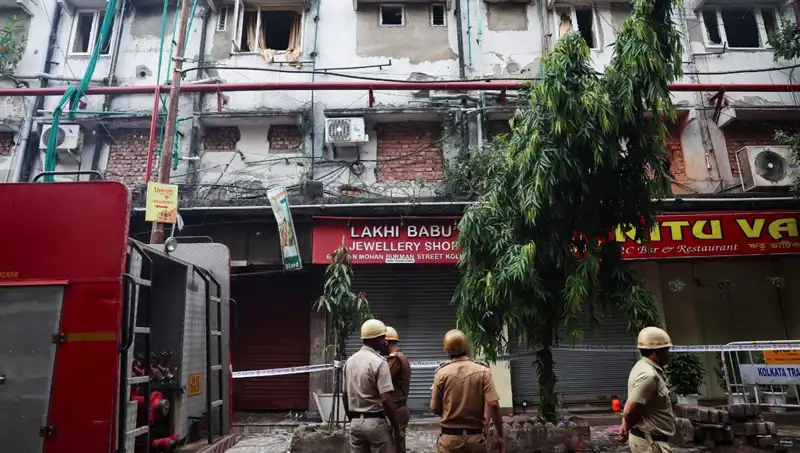 Hindistan'daki Otel Yangınında Trajedi: 15 Can Kaybı