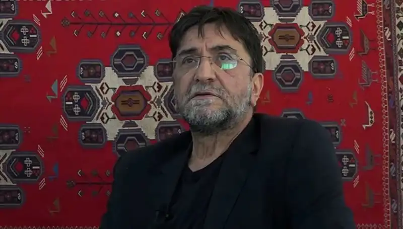 Nihat Genç Hayatını Kaybetti: Medya Dünyası Büyük Bir Kaybı Daha Yaşadı