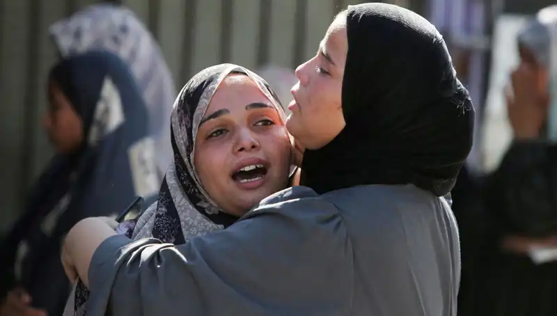 Gazze’de İzdiham ve Katliam: 21 Filistinli Hayatını Kaybetti