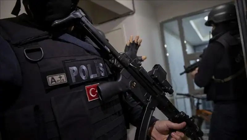 Afyon'da Dev Operasyon: 26 Şüpheli Tek Tek Gözaltına Alındı!