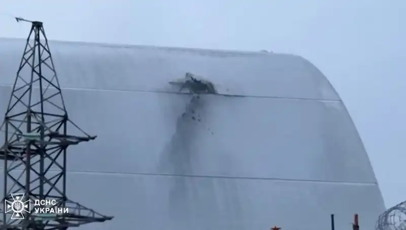 Çernobil'de Şok Etkisi Yaratan Rus İHA'sı: Deprem Uyarıları Peş Peşe Geldi!