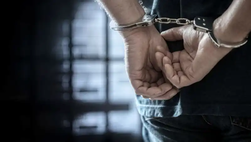 Bıçakla İşlenen Cinayetin Ardından Müebbet Hapis Cezası Kararı Verildi