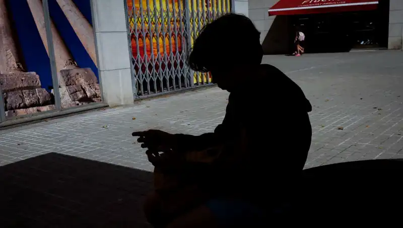 Zengin Ülkede Fakir Çocukların Gerçek Hayat Mücadelesi