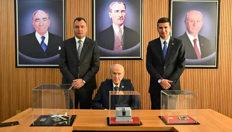 MHP Lideri Bahçeli, Ülkü Ocakları Ziyaretiyle Destek Mesajı Verdi