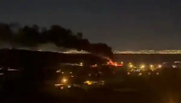 Yalova'daki Depo Yangını: İtfaiyeci Sağlık Problemi Yaşadı!