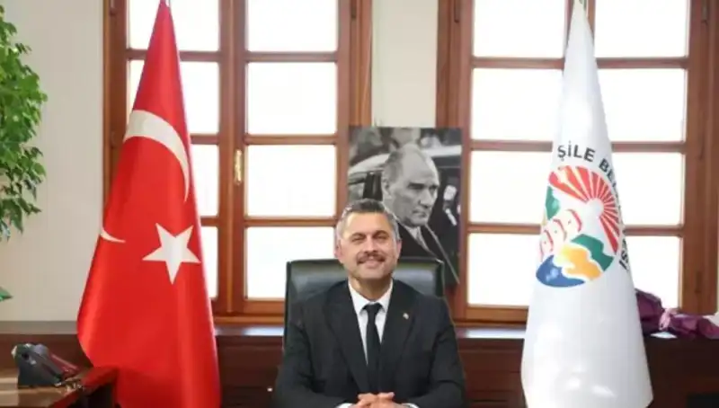 Şile Belediye Başkanı Özgür Kabadayı: Kimdir, Siyasi Geçmişi ve Vizyonu