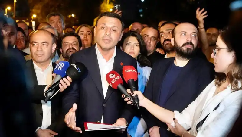 CHP İstanbul İl Başkanı Özgür Çelik: "Demokrasimizi Koruma Zamanıdır"