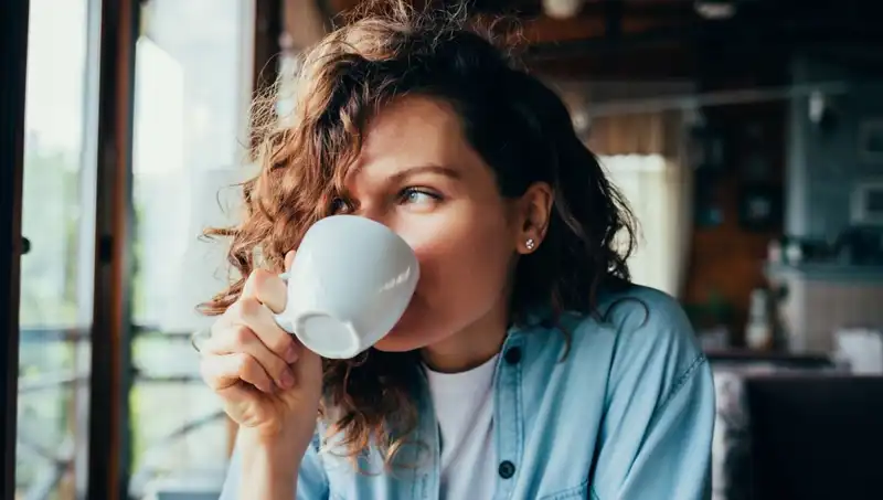 Popüler içeceklerin bağırsak sağlığı üzerindeki etkisi: Gerçekler ve efsaneler