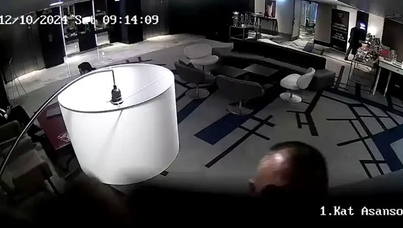 İstanbul'da İBB Yolsuzluk Soruşturmasında Kameraların Bantlanması Neden Rutin Bir Uygulama?