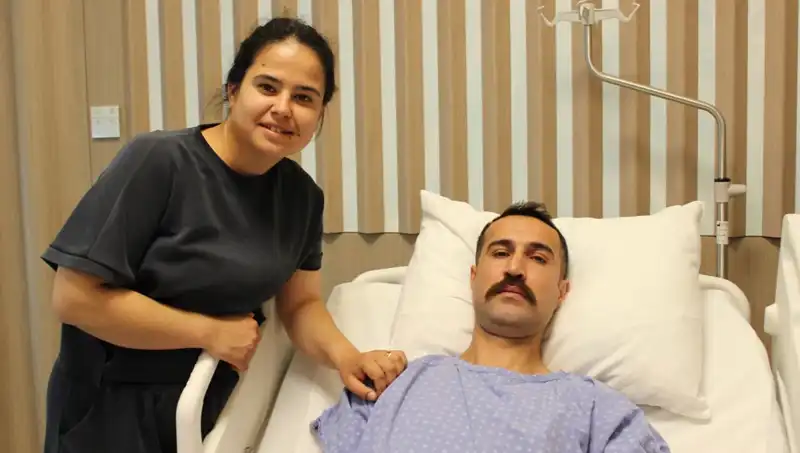 32 Yaşında Mide Kanaması Zannıyla Kanser Teşhisi: Şok Edici Hikaye