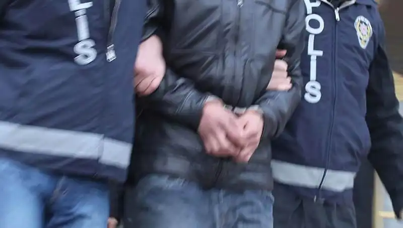 FETÖ’ye Yönelik İki Ayrı Operasyonda Beş Şüpheli Gözaltına Alındı