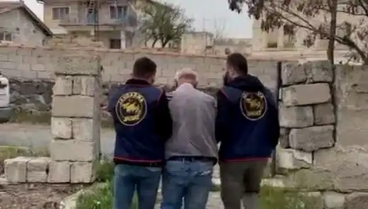 49 Yıl Hapisle Aranan Tehlikeli Suçlu, Nevşehir'de Kıskıvrak Yakalandı!