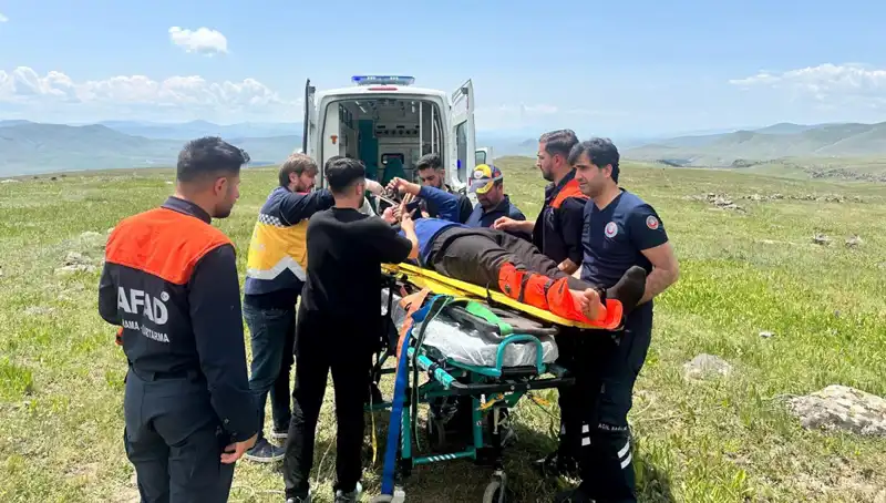 Kayalıklardan Düşen Çobanın Kurtarılması İçin Heyecan Dolu Operasyon
