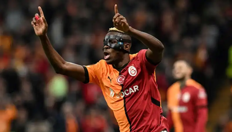 Osimhen, Al-Hilal'i Reddettikten Sonra Yeni Takımında Heyecan Yarattı