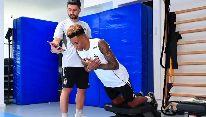 Beşiktaş'ta Sezon Öncesi Sağlık Kontrollerinin İlk Gününde Neler Yaşandı?